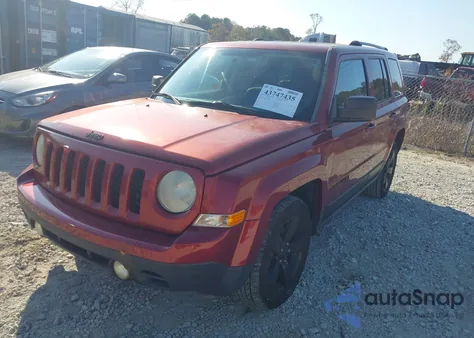 2014 Jeep Patriot Altitude z USA, uszkodzony, nr VIN 1C4NJPBA0ED890498
